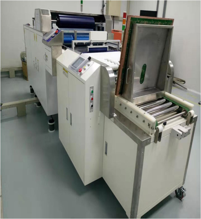  自動(dòng)壓膠機(jī)+ PVC藍(lán)膠